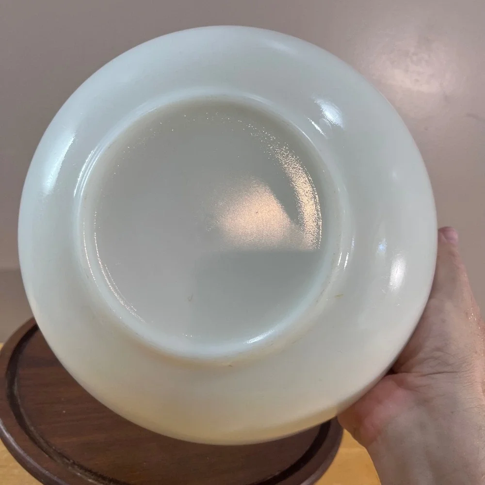 Vtg Pyrex True Opal White 404 Mixing Bowl 4 Qt Milk Glass Round Nesting